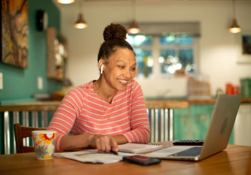 Accelerated MBA vs Regular MBA: Which One is Right for You?